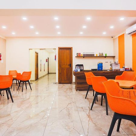 Super Townhouse Vikaspuri Hotel เดลี ภายนอก รูปภาพ