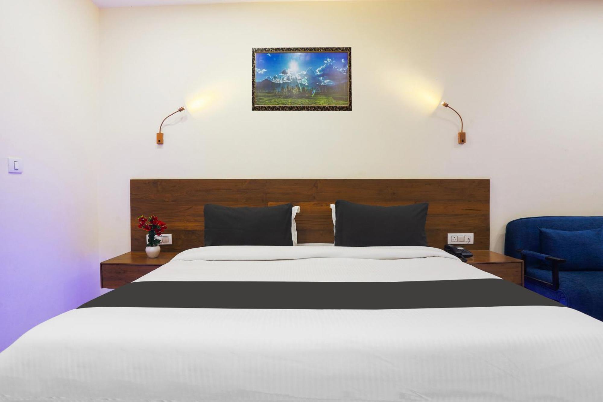 Super Townhouse Vikaspuri Hotel เดลี ภายนอก รูปภาพ