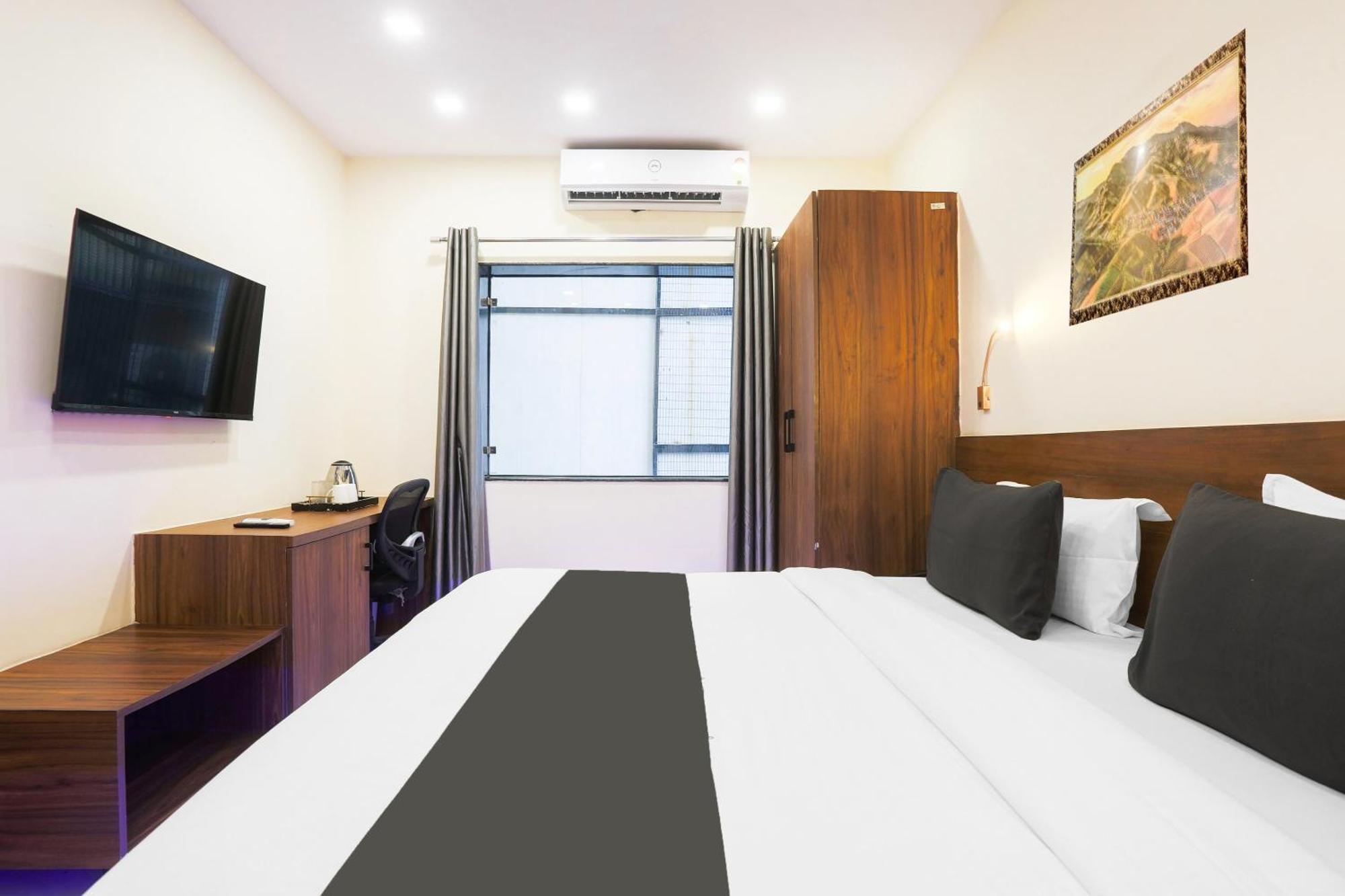 Super Townhouse Vikaspuri Hotel เดลี ภายนอก รูปภาพ