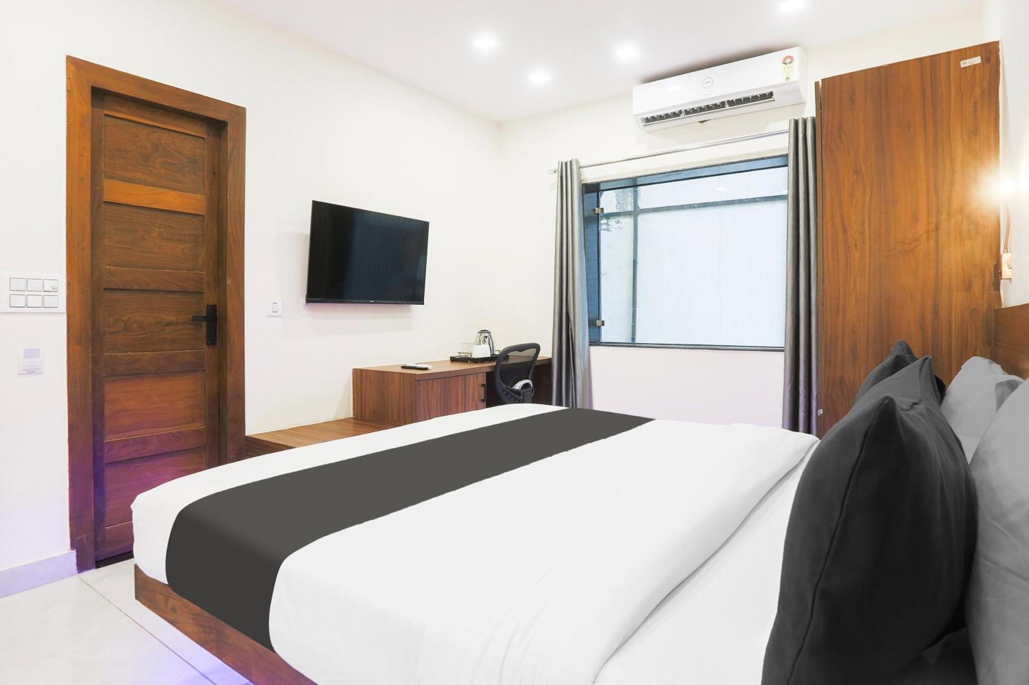 Super Townhouse Vikaspuri Hotel เดลี ภายนอก รูปภาพ